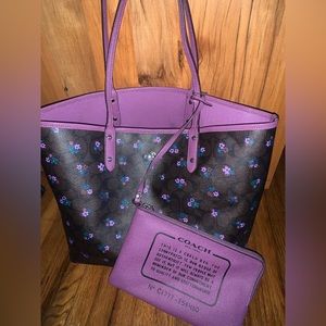 Authentic Coach purple reversible floral tote bag with small wristlet